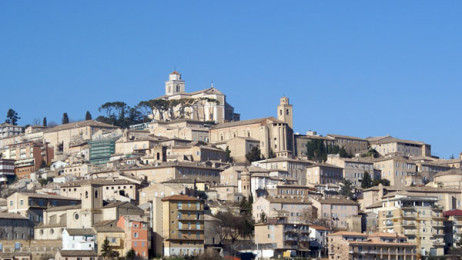 fermo